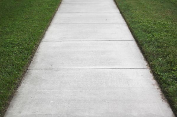 Cost of Concrete Walkway Replacement in Olathe