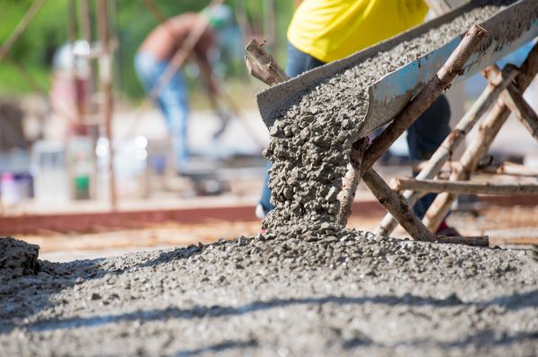 Backyard Concrete Pouring in Olathe
